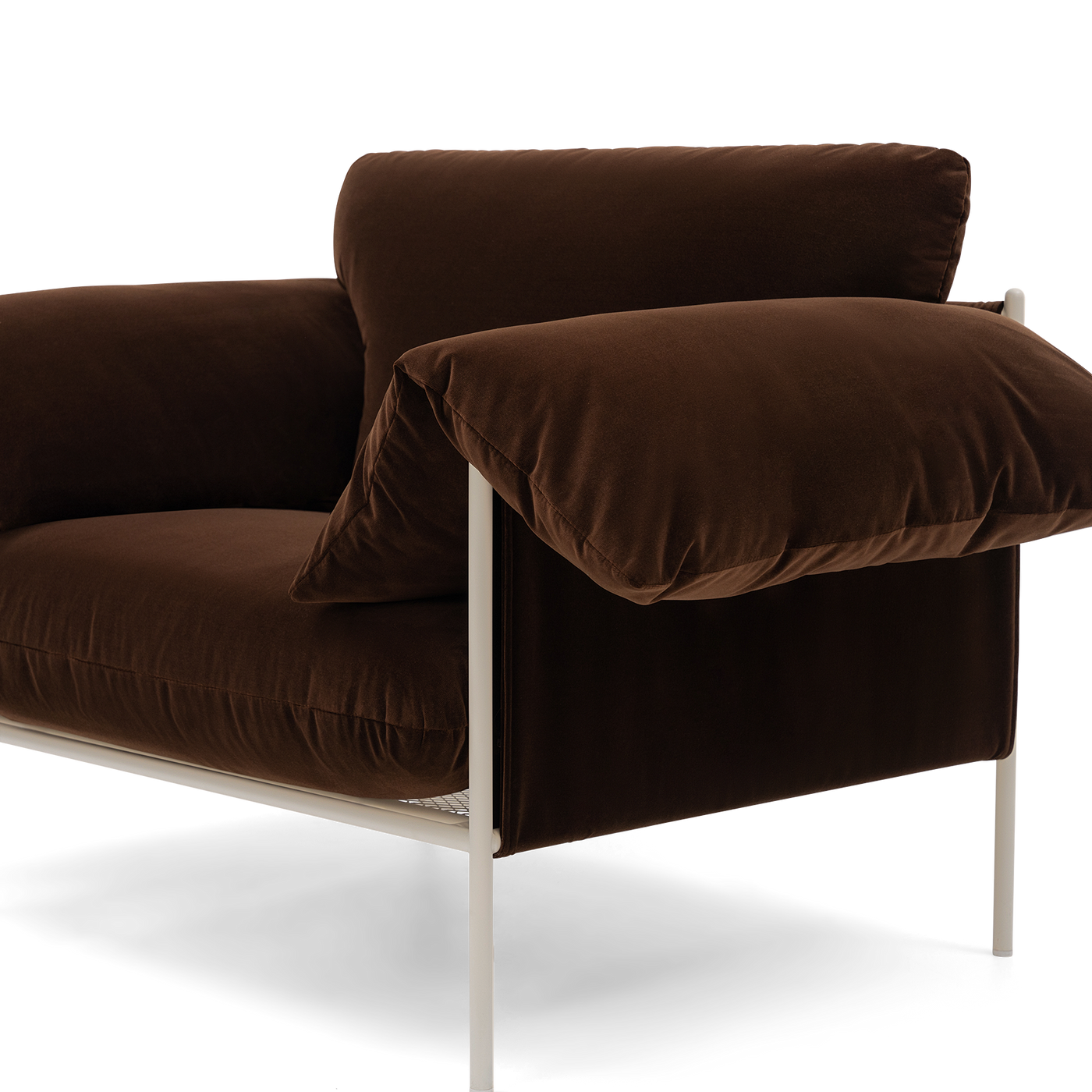 ELLISON STUDIOS. Alva Armchair in brown avalon piccolo.