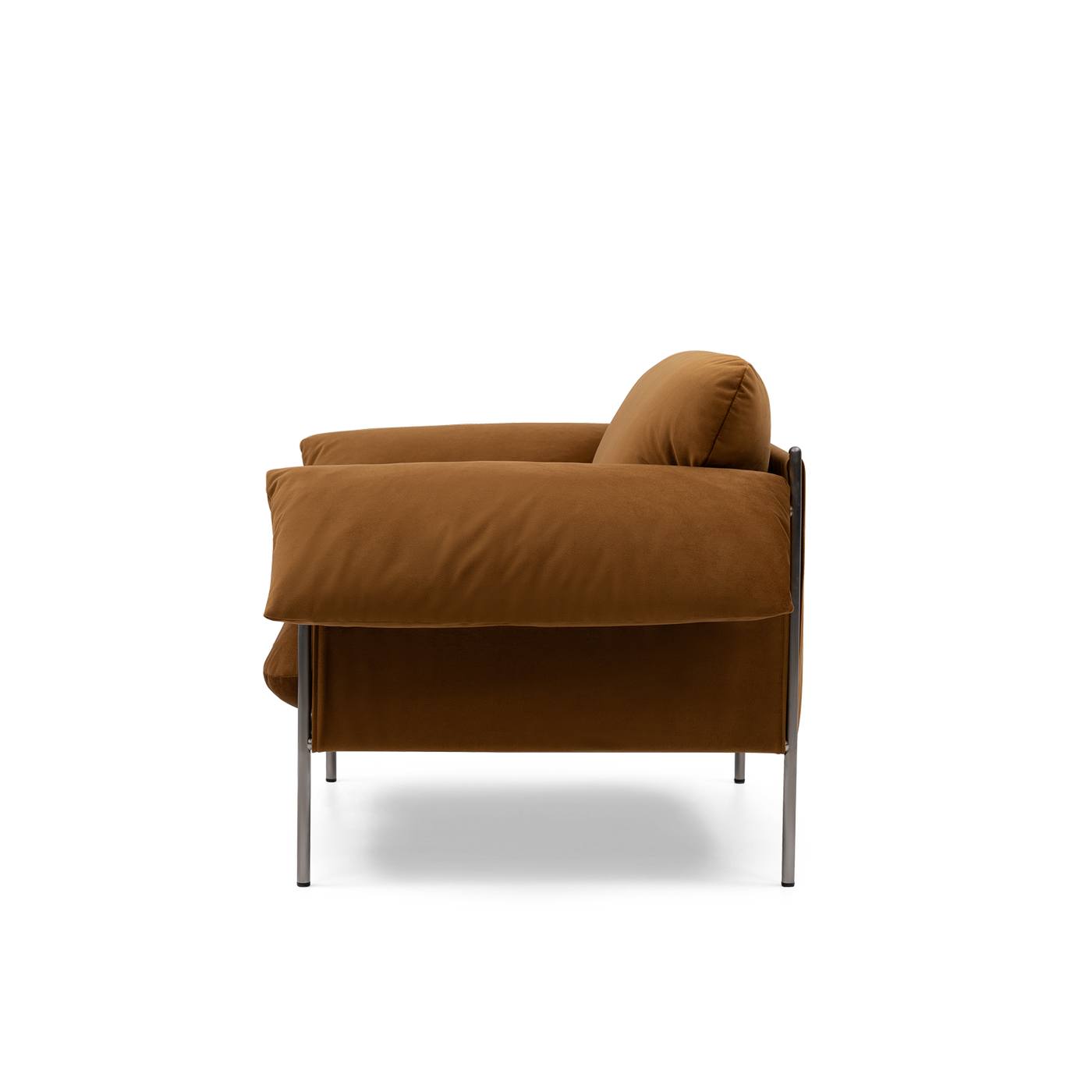 ELLISON STUDIOS. Alva Armchair in brown malibu cognac