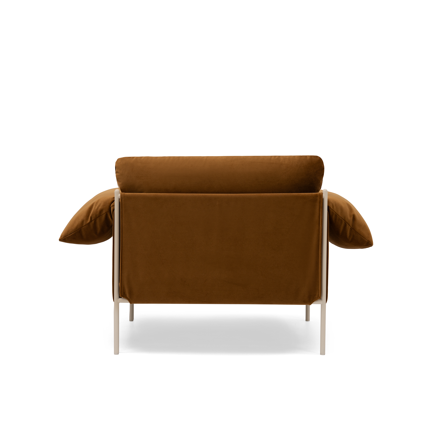 ELLISON STUDIOS. Alva armchair in brown malibu cognac.