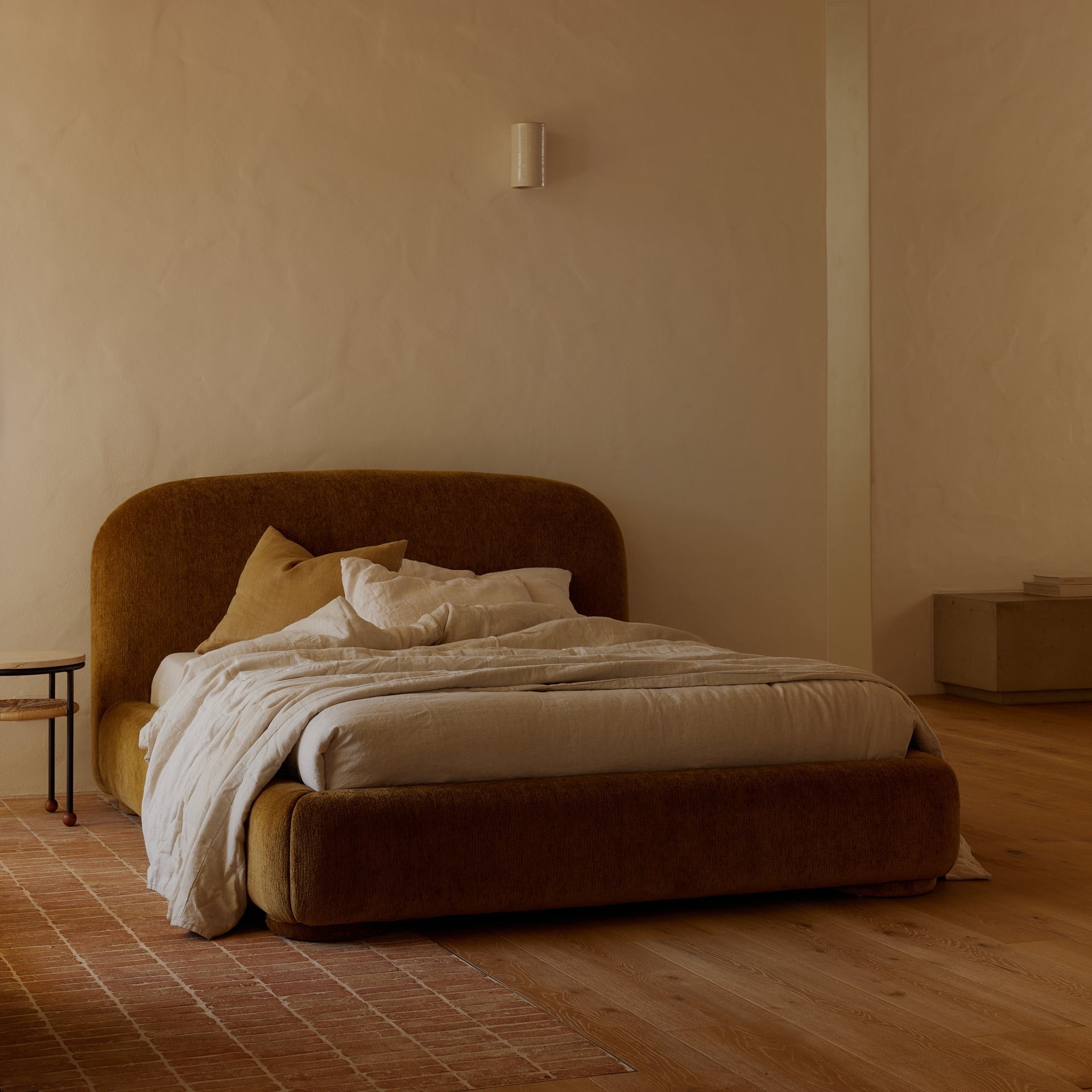 Lull King Bed - [ Sandon Burnt Butter ]