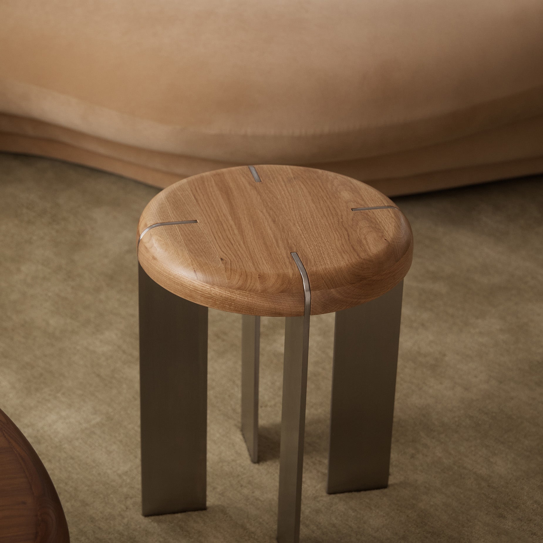 Etre Stainless Steel Occasional Table - [ Stainless Steel & Oak ]