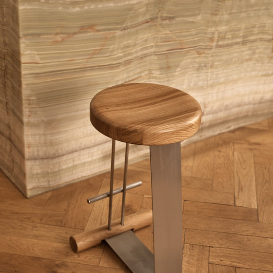 Curva Counter Stool - [ Stainless Steel & Oak ]