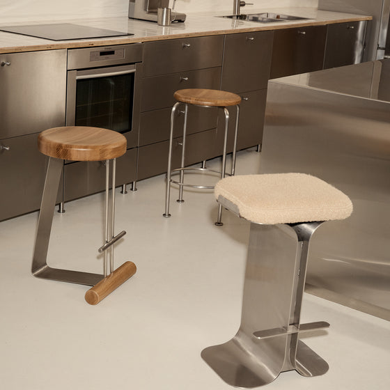 Wire Counter Stool - [ Stainless Steel & Oak ]