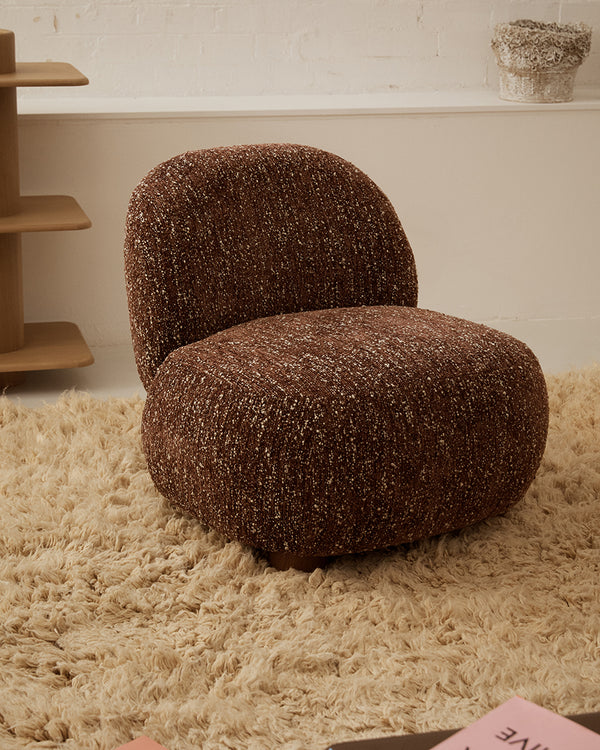 OCCASIONAL CHAIRS