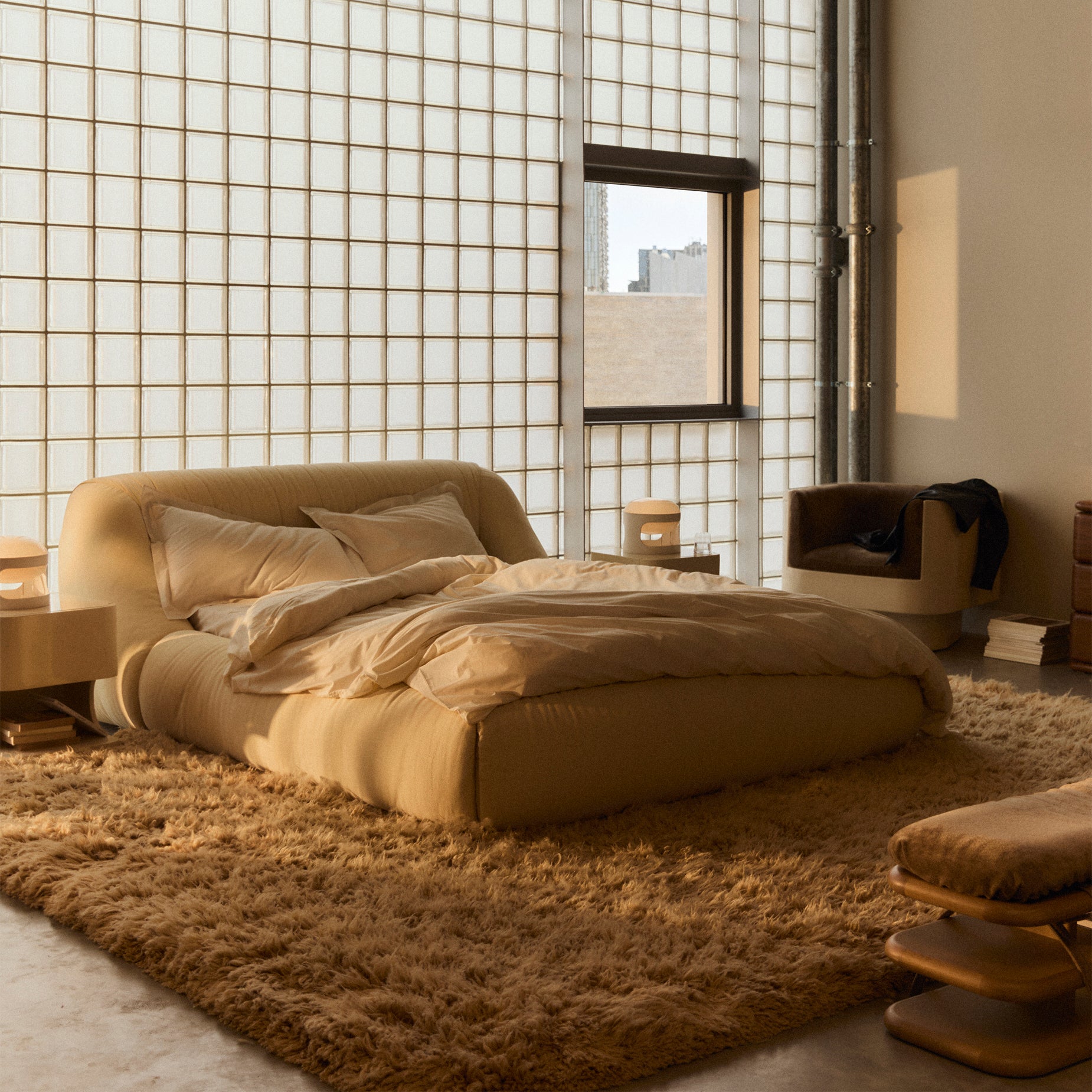 Melt Queen Bed - [ Salento Butter ]