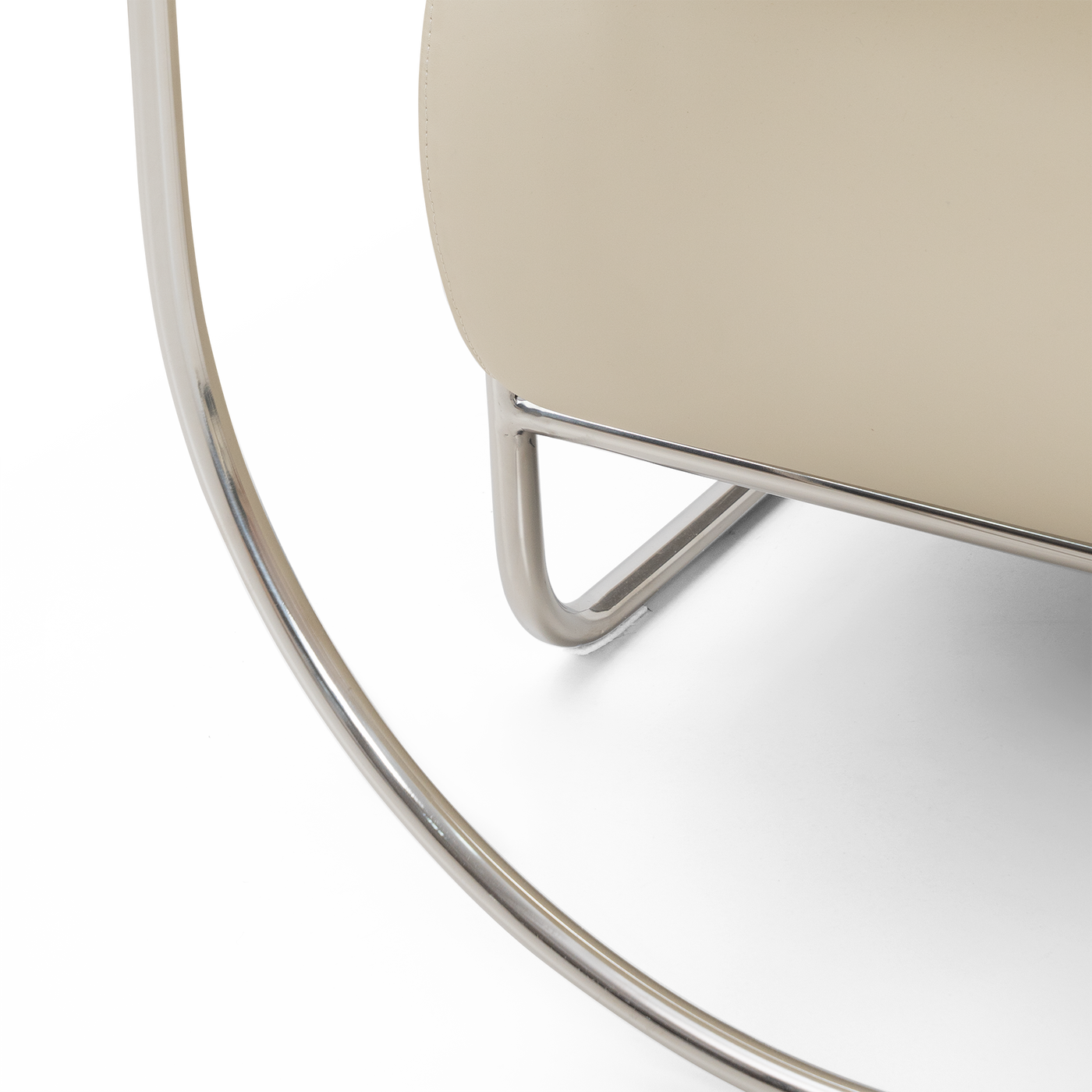 Chromeo Armchair & Ottoman - [ Simpson Cream ]