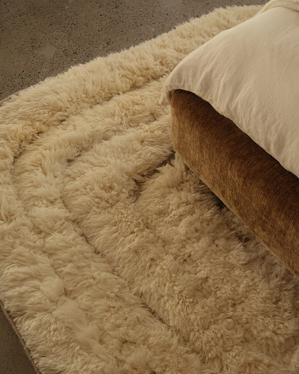 SHOP RUGS