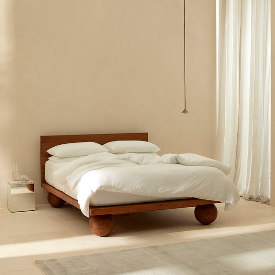 Yoko Queen Bed - [ Walnut ]