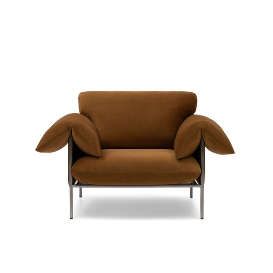 ELLISON STUDIOS. Alva Armchair in brown malibu cognac