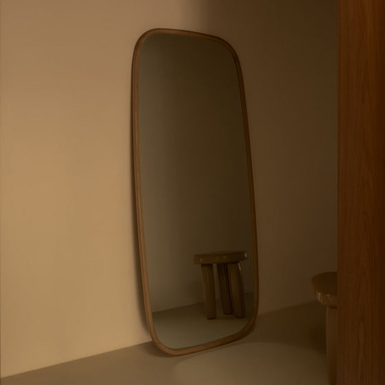 Trim Floor Leaning Mirror - [ Oak ]