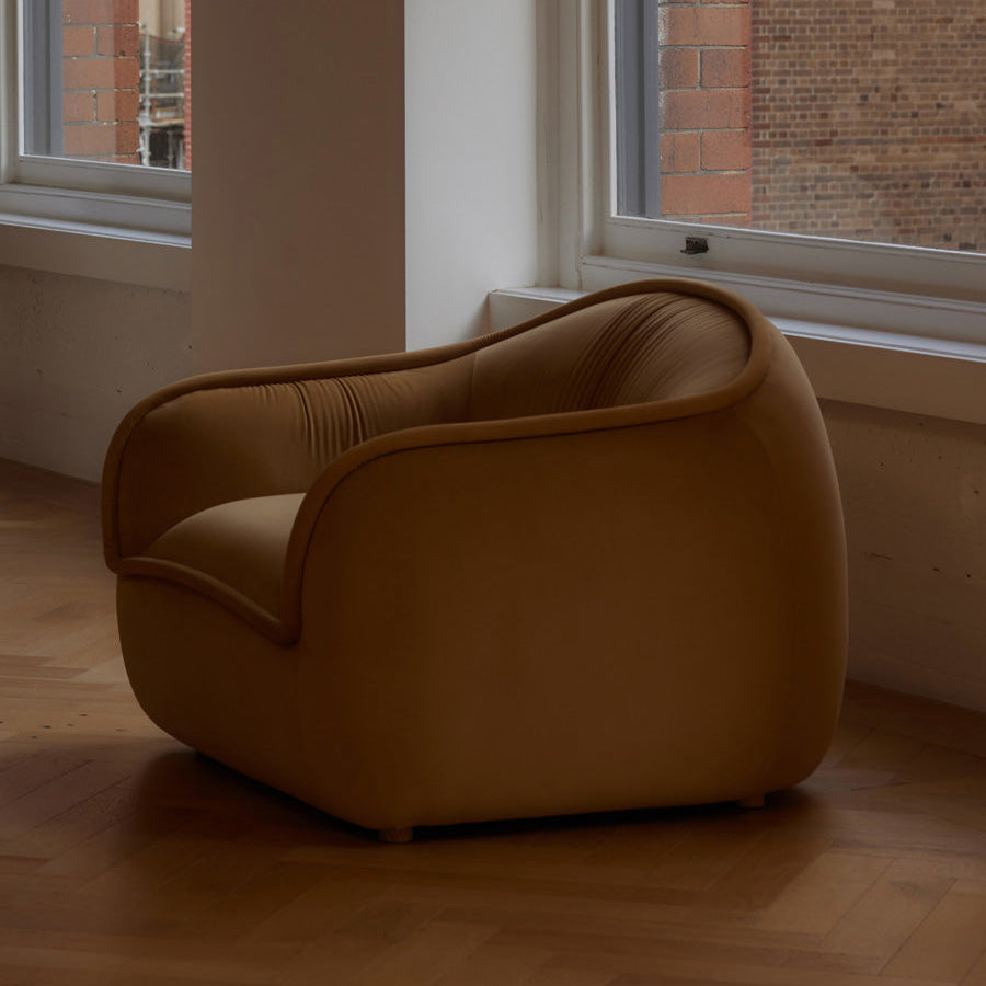 Tubo Occasional Chair - [ Malibu Cognac ]