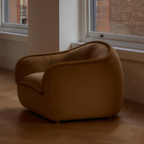 Tubo Occasional Chair - [ Malibu Cognac ]