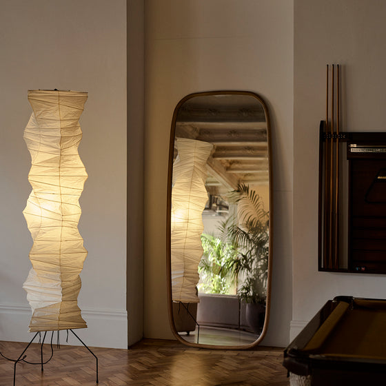 Trim Floor Leaning Mirror - [ Walnut ]