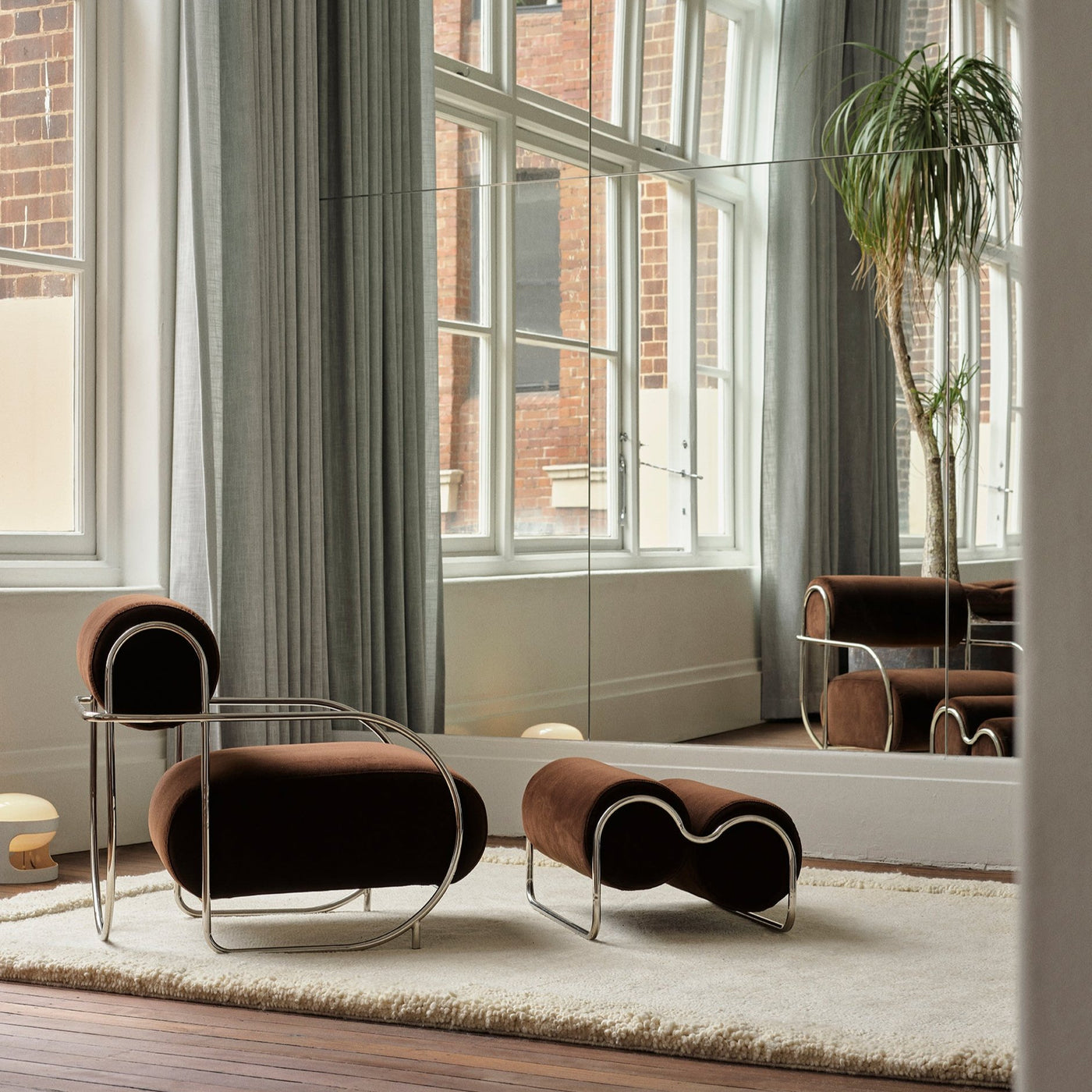 Chromeo Armchair & Ottoman - [ Avalon Piccolo ]