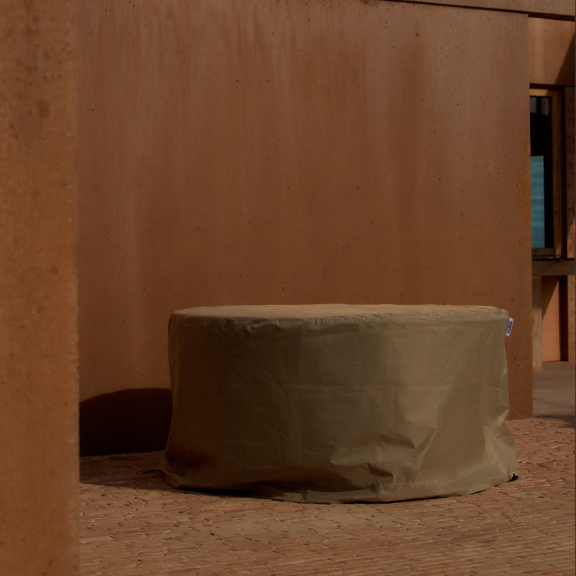 Outdoor Cover 4.0