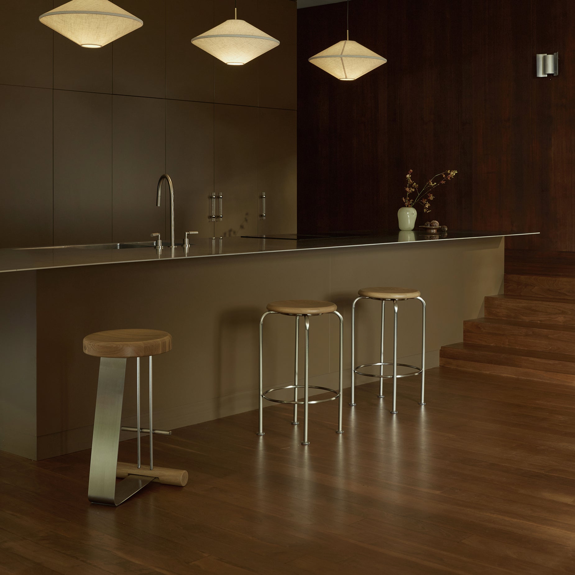 Wire Counter Stool - [ Stainless Steel & Oak ]