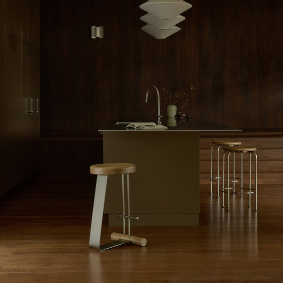 Curva Counter Stool - [ Stainless Steel & Oak ]
