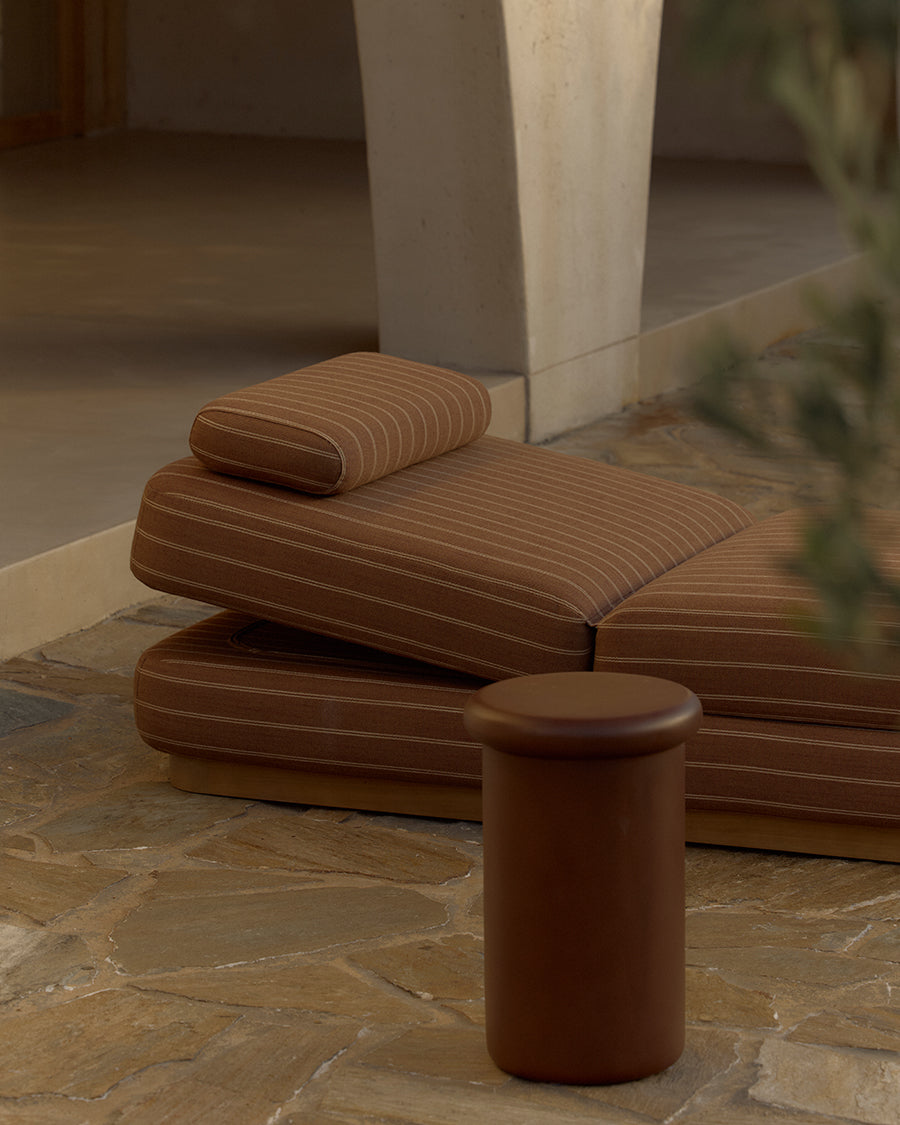 Earth Outdoor Cocktail Table - [ Concrete Rossa ]