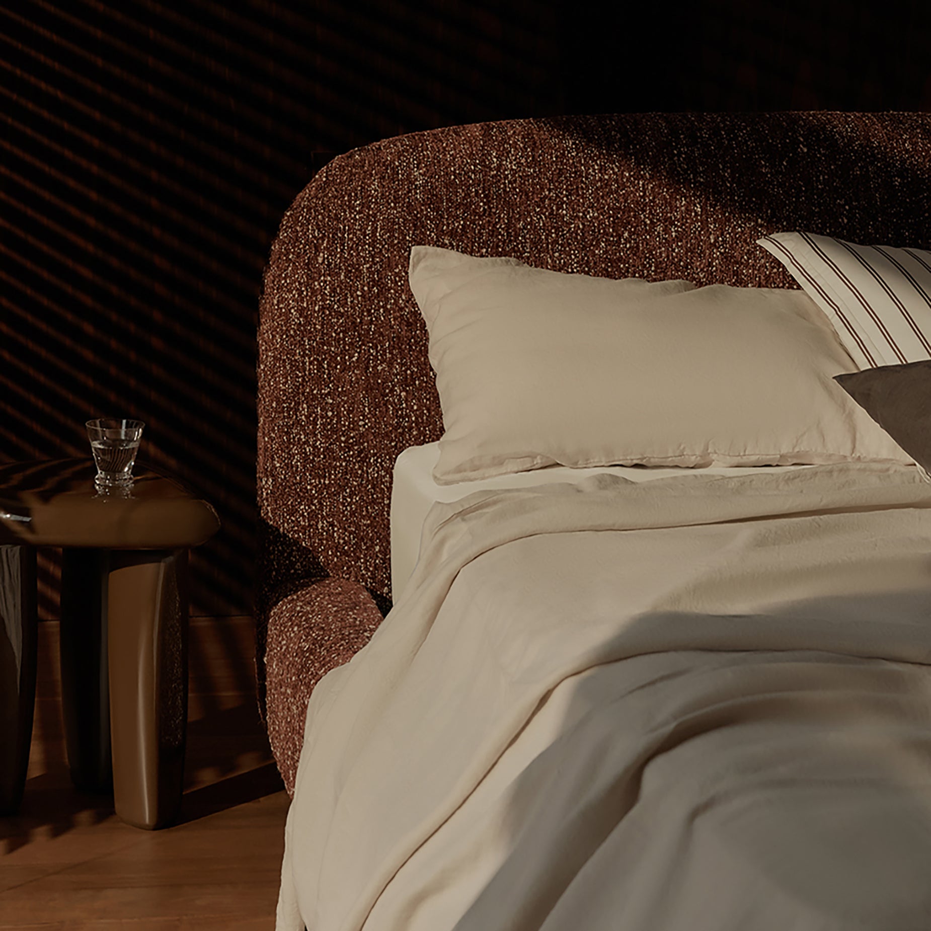 Lull Queen Storage Bed - [ Eros Cinnamon ]