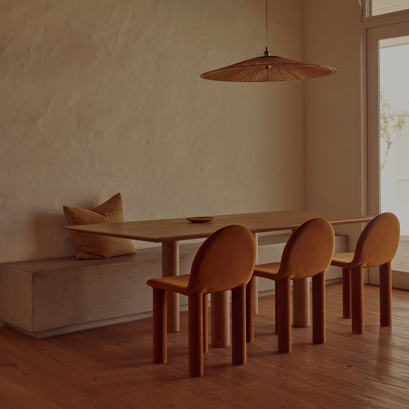 ELLISON STUDIOS. Arch Dining Chair in Malibu Caramel