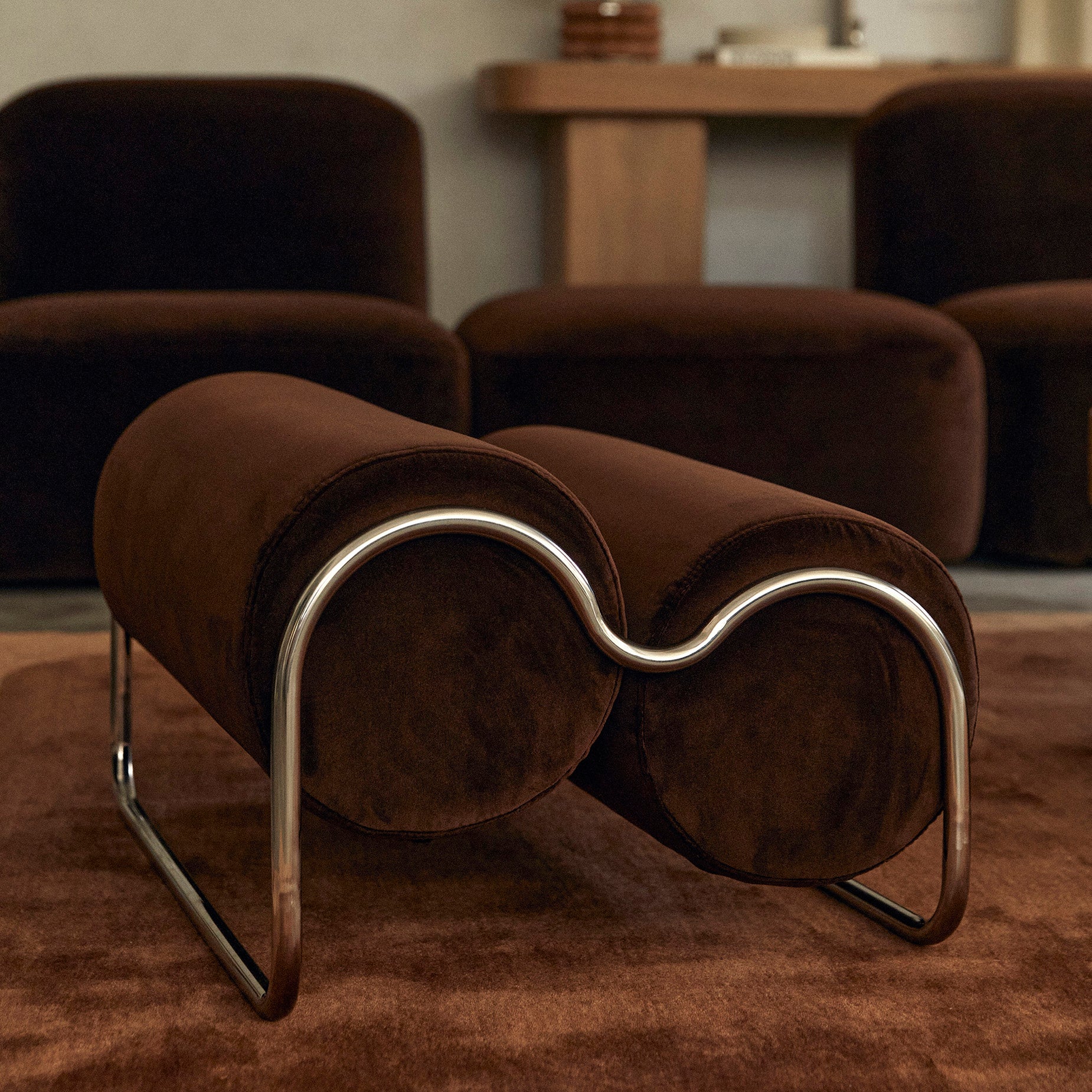 Chromeo Armchair & Ottoman - [ Avalon Piccolo ]