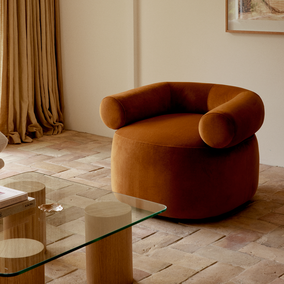 Luca Console - Ash / Walnut | ELLISON STUDIOS. Luca Console - Ash / Walnut | ELLISON STUDIOS.