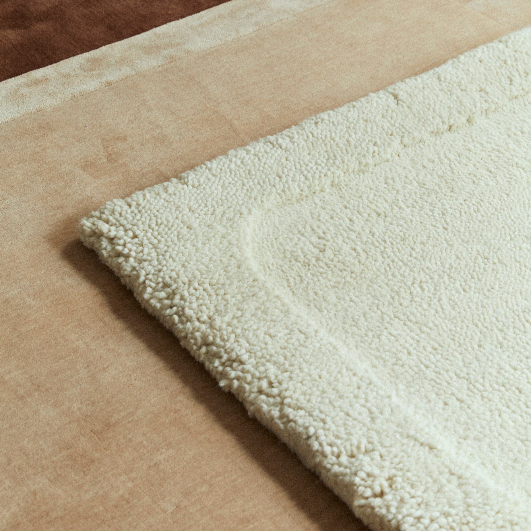 Radius Shag Floor Rug 3 x 4m - [ Arborio ]