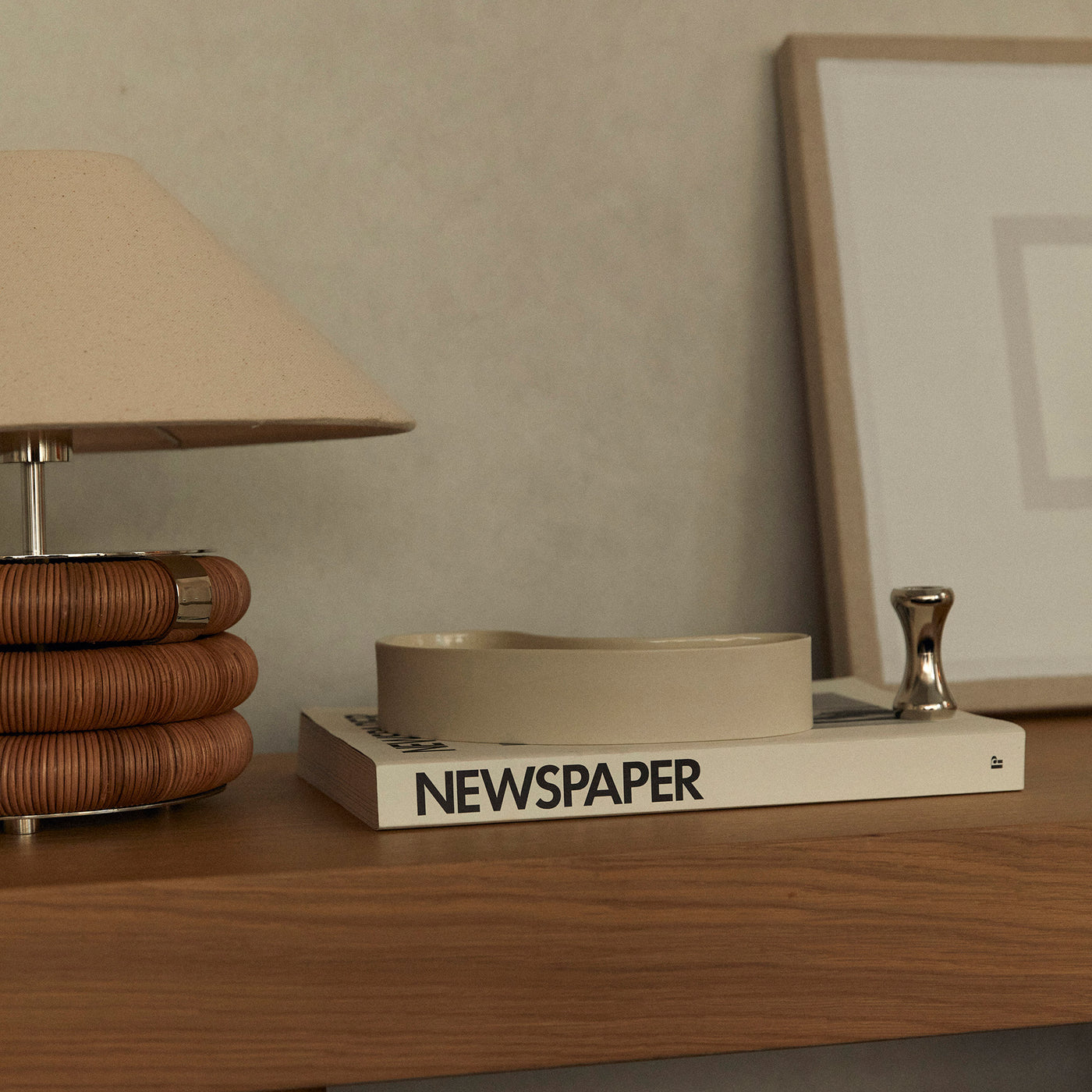 Ollie Catchall - [ Parchment ]