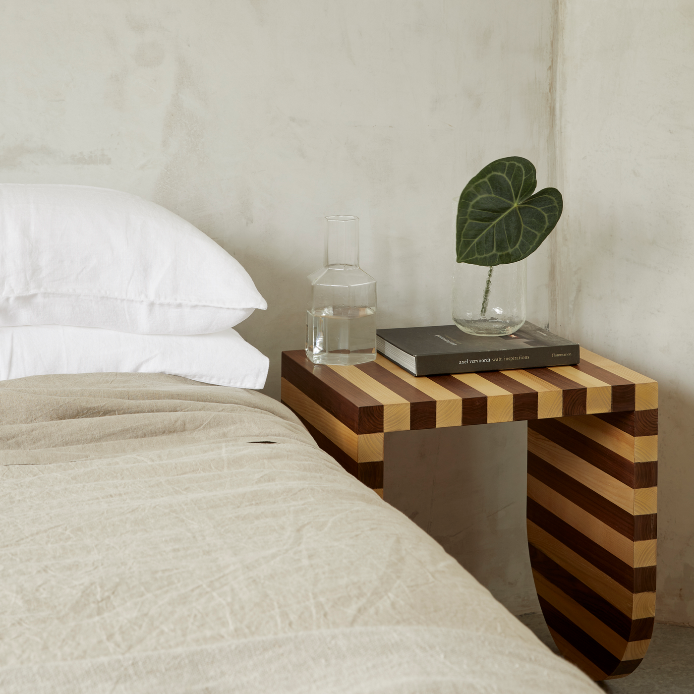 Pepe Side Table - [ Ash / Walnut ]